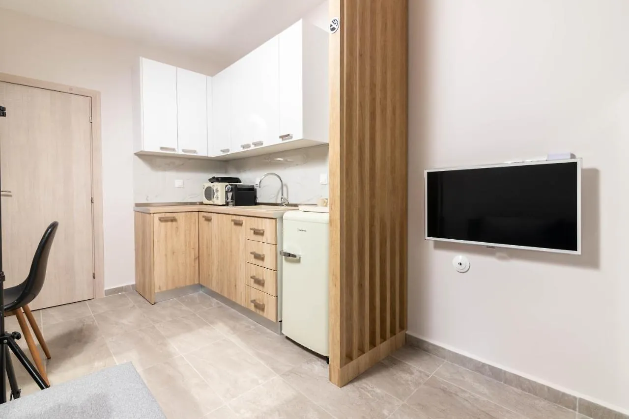 F & B Collection- 360 View Tiny Penthouse Apartment Thessaloniki